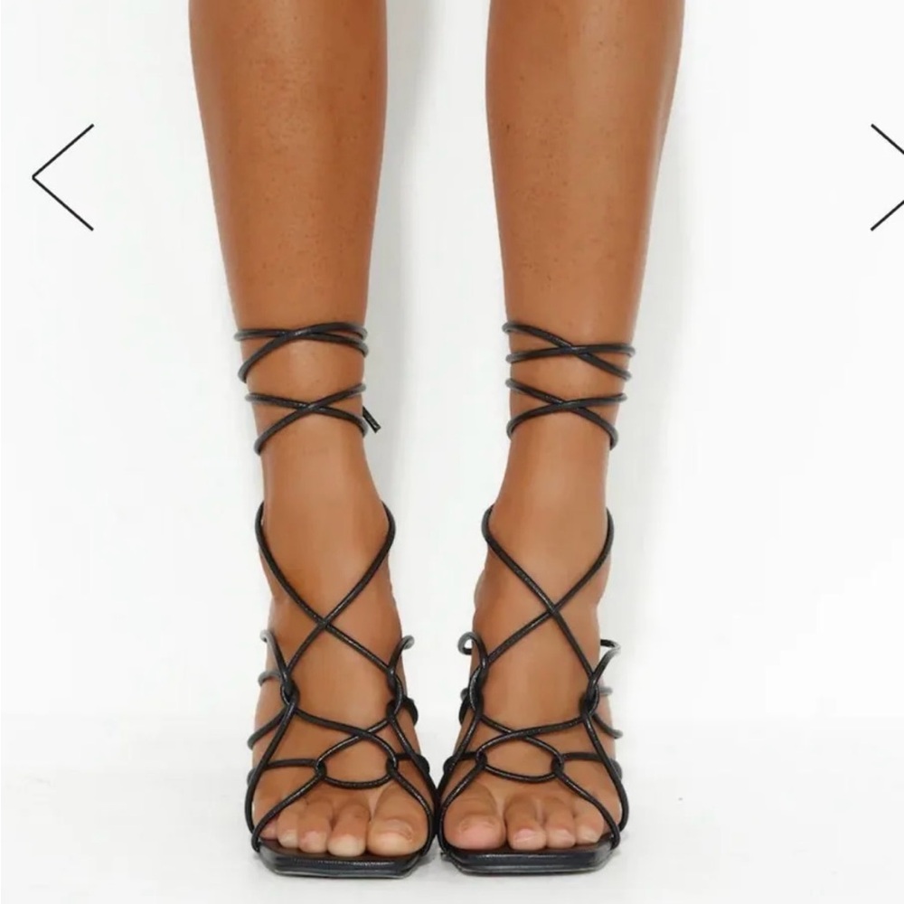 BILLINI Tobias Heels Black Scale